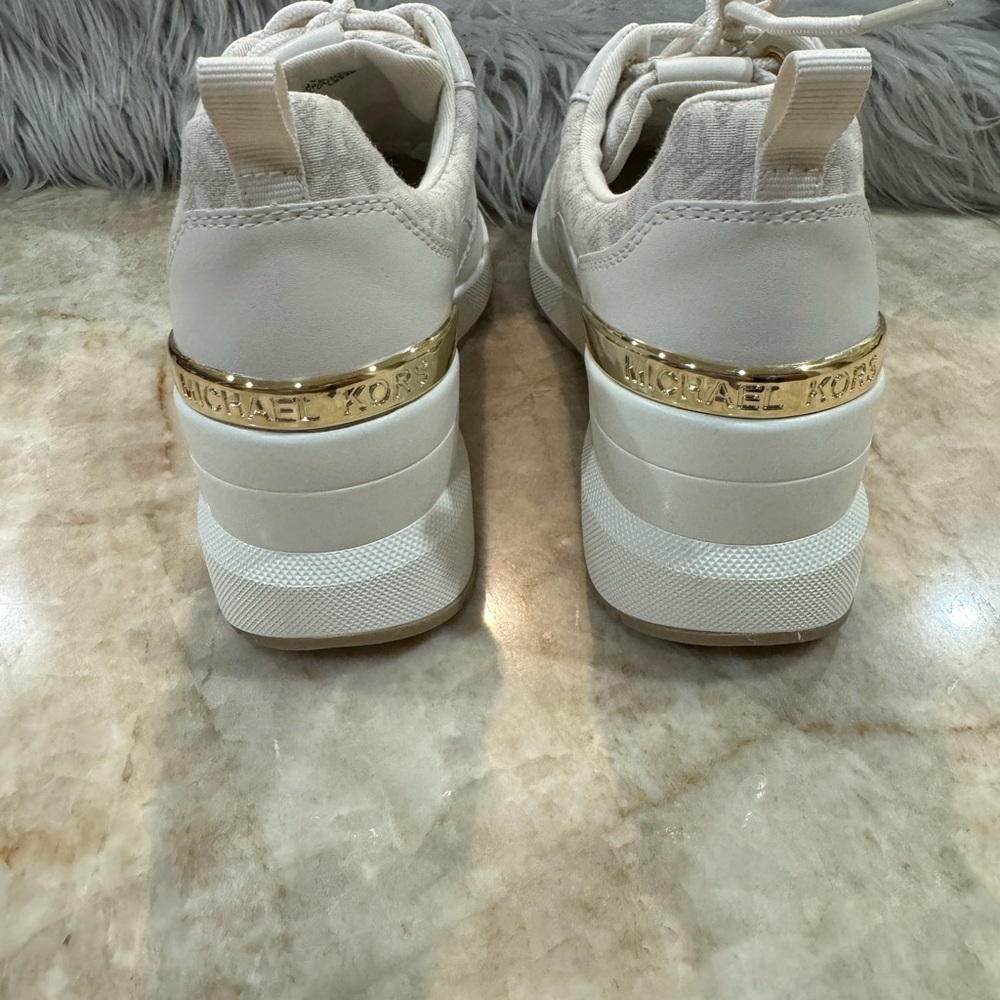 Michael by Michael Kors Women’s Elevated Platform Logo Design Sneakers. New - Picture 6 of 14